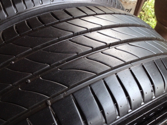 ยางมิชลิน 205 55R16ปี2014สวยๆ ยางมิชลิน 205 55R16ปี2014สวยๆ