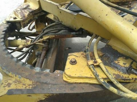 ขายรถเกรด CAT 140 Gพร้อมใช้เอกสารเล่มทะเบียนราคา 1,450,000