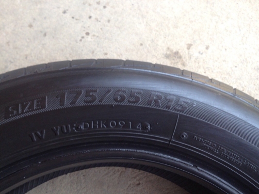 ยางบริดสโตน175 65R15ปี2014ถูกๆ ยางบริดสโตน175 65R15ปี2014ถูกๆ