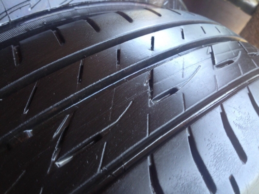 ยางบริดสโตน175 65R15ปี2014ถูกๆ ยางบริดสโตน175 65R15ปี2014ถูกๆ