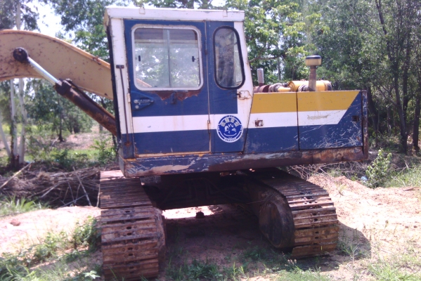 ขายKOMATSU 12HT รถสภาพพร้อมใช้งาน เครื่องปั้มดี โซ่ช่วงล่างดี ราคาเบาๆครับ