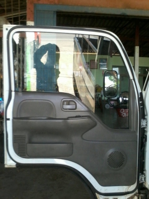 ขาย4ล้อISUZUหัวการ์ตูนป้ายเล็กไม่ติดเวลากระบะยาว3.5ม