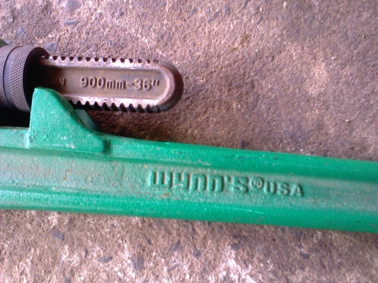 ประแจเลื่อนคอม้า 36 นิ้ว USAสภาพดีเหมือนใหม่ครับขนาด 36 นิ้วเนื้อเหล็กดีครับ งาน USA ครับ ราคานี้คุ้มครับ ประแจเลื่อนคอม้า 36 นิ้ว USAสภาพดีเหมือนใหม่ครับขนาด 36 นิ้วเนื้อเหล็กดีครับ งาน USA ครับ ราคานี้คุ้มครับ