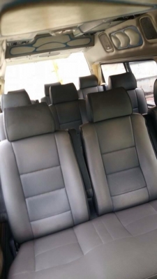 ขายรถตู้หัวจรวด หลังคาสูง เครื่องดีเซล ภายในวีไอพี สวยเดิม พร้อมใช้