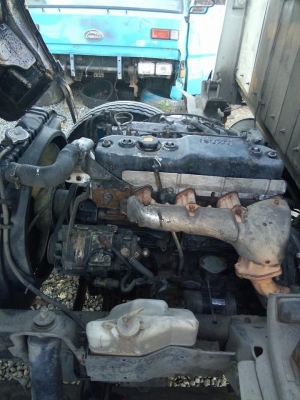 ขายรถหกล้อ115แท้รถห้างยาว5เมตร ยางดี คัสซีสวย เครื่องดีมาก    พร้อมหลังคาสวยๆ พื้นกระบะปูเหล็กตีนเป็ด สภาพพร้อมใช้มาก เกียสั้นรถปี93