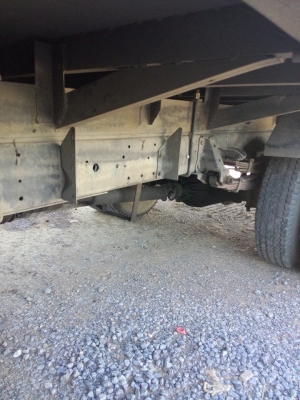 ขายรถหกล้อ115แท้รถห้างยาว5เมตร ยางดี คัสซีสวย เครื่องดีมาก    พร้อมหลังคาสวยๆ พื้นกระบะปูเหล็กตีนเป็ด สภาพพร้อมใช้มาก เกียสั้นรถปี93