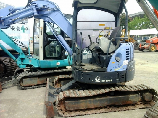 รถเก่านอก ยังไม่ใด้ใช้ในไทย HITASHI ZS 40UR ใช้งาน4พันช.มเศษเอกสารอินวอยซ์ รถเก่านอก ยังไม่ใด้ใช้ในไทย HITASHI ZS 40UR ใช้งาน4พันช.มเศษเอกสารอินวอยซ์