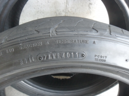 ยาง DUNLOP 205 45R17 ปี11 สวยๆ 4 เส้น ราคา 2800 บาท