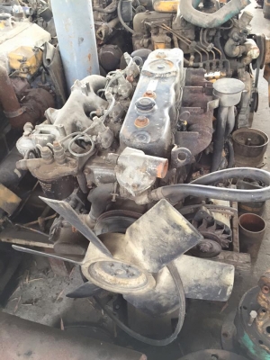 เครื่อง 4BD1 อีซูซุ ไม่มีเทอโบ เก่านอก เครื่อง 4BD1 อีซูซุ ไม่มีเทอโบ เก่านอก