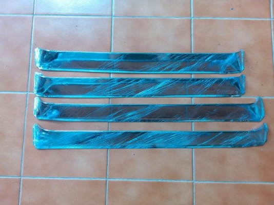 ขายคิ้วกันสาดประตูรถ fiat 124-125