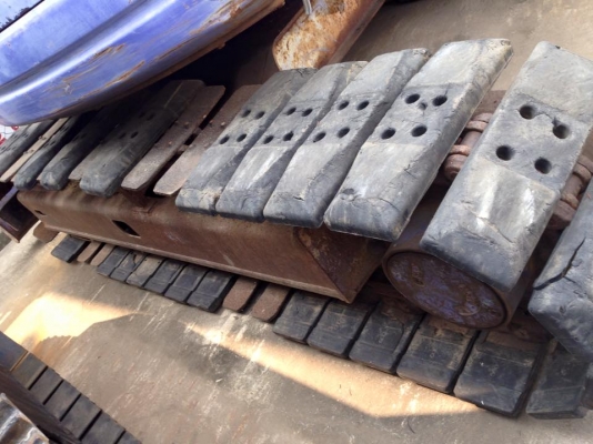 KOMATSU PC75UU-2 รถเก่านำเข้าจากญี่ปุ่นไม่เคยใช้งานในไทย KOMATSU PC75UU-2 รถเก่านำเข้าจากญี่ปุ่นไม่เคยใช้งานในไทย