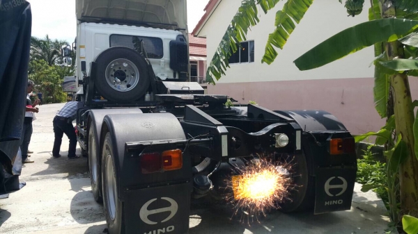 ขายดาวน์..22ลัอหัวหาง 344แรงปี56..FM1AKLA-13510. รถสวยมากๆไมล์132097กิโล