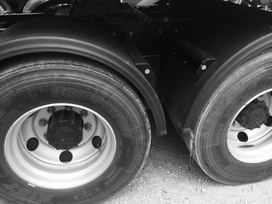 ขายดาวน์..22ลัอหัวหาง 344แรงปี56..FM1AKLA-13510. รถสวยมากๆไมล์132097กิโล