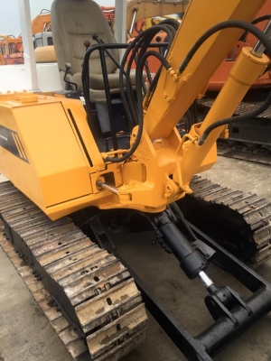 KOMATSU PC30-1 รถเก่านำเข้าจากญี่ปุ่นไม่เคยใช้งานในไทย