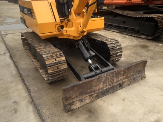 KOMATSU PC30-1 รถเก่านำเข้าจากญี่ปุ่นไม่เคยใช้งานในไทย