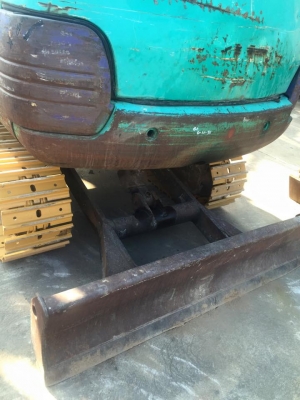 KOMATSU PC30-7 รถเก่านำเข้าจากญี่ปุ่นไม่เคยใช้งานในไทย KOMATSU PC30-7 รถเก่านำเข้าจากญี่ปุ่นไม่เคยใช้งานในไทย