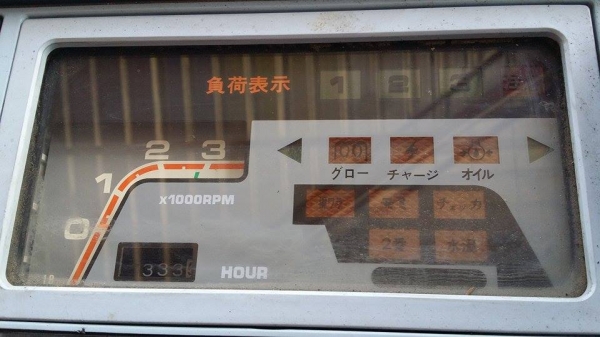 รถเกี่ยวข้าวพร้อมนวดข้าวในตัว แบบนั่งขับ เก่าญี่ปุ่น KUBOTA  รุ่น N1-131 สภาพสวย มีท่อส่งข้าว