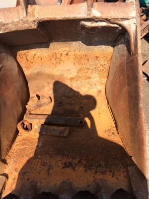 บุ้งกี๋ CAT320 เก่านอกญี่ปุ่น