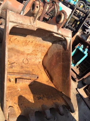 บุ้งกี๋ CAT320 เก่านอกญี่ปุ่น บุ้งกี๋ CAT320 เก่านอกญี่ปุ่น