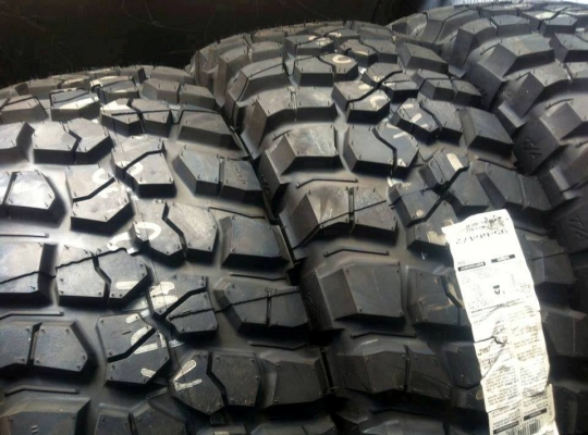 BF Goodrich Mud-terrain KM2 ขนาด 31 10.5 r15 ยางใหม่ปี13