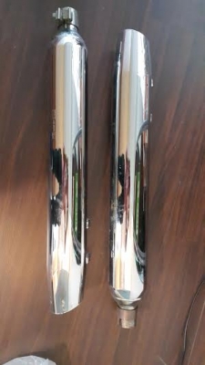 ท่อไอเสีย HARLAY DAVIDSONรุ่นROADKING ปี2008 ท่อไอเสีย HARLAY DAVIDSONรุ่นROADKING ปี2008