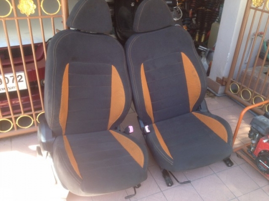 เบาะญี่ปุ่นเเท้สภาพสวยๆไม่มีขาดไม่มีล้มผ้าชามัวสวยๆคู่ละ