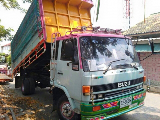 ขายดั้มเกษตรร็อกกี้175แรง เครื่องดี แคชซีสวย สภาพพร้อมใช้งาน เอกสารพร้อมโอน สนใจโทร 090-8588220คุณนะ 093-3258446คุณบิว ID:narong498 หรือเข้าดูสินค้าอื่นๆได้ที่ www.truck.in.th/498 หรือเพจFacebook ณรงค์ ซื้อขายรถมือสอง (เว็บไซต์ส่วนตัว) หรือFacebook ตลาดรถ