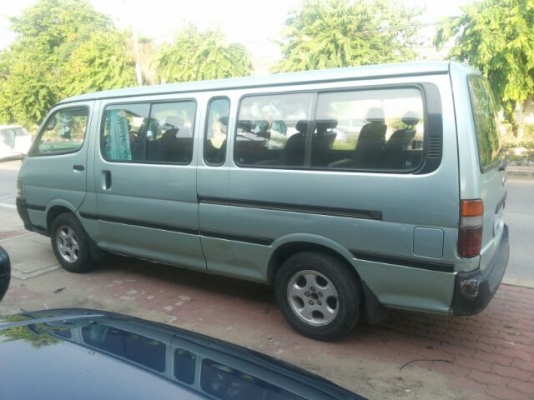 TOYOTA HIACE ช่วงยาว พาวเวอร์ วัดรอบ พร้อมใช้ ขายถูก