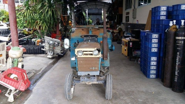 รถไถพรวนดินนั่งขับ  MITSUBISHI  รุ่น MD1500 ขนาด 15 แรง  เก่าญี่ปุ่น สภาพพร้อมใช้งาน  เครื่องยนต์แรงและติดง่าย คุณภาพดี