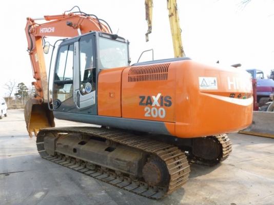 ขายด่วน HITACHI  ZX200-3  ปี2011 นำเข้าจากญี่ปุ่น สภาพสวย เครื่องปั้มดี มีกล้องหลัง กำลังเดินทางถึงไทยต้นเดือนกรกรกฎาคมค่ะ