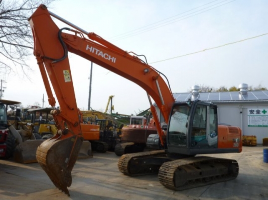 ขายด่วน HITACHI  ZX200-3  ปี2011 นำเข้าจากญี่ปุ่น สภาพสวย เครื่องปั้มดี มีกล้องหลัง กำลังเดินทางถึงไทยต้นเดือนกรกรกฎาคมค่ะ