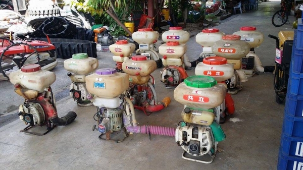 เครื่องฉีดพ่นยา เก่าญี่ปุ่น แบบกระเป๋าสะพาย เครื่องยนต์เบนซิน มีให้เลือหลายรุ่น