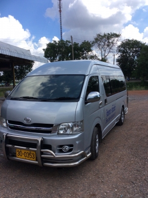 รถตู้คอมมิวเตอร์