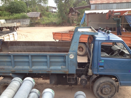 ขายหกล้อดั้มพ์ Isuzu รุ่น NPR59L ขายหกล้อดั้มพ์ Isuzu รุ่น NPR59L