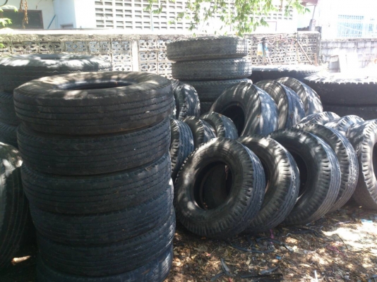 ขายเหมายางบริดสโตน 6 ล้อ10 ขนาด 750-15, 825-16, 1000-20, 1000R20 จำนวน 50 เส้น เหมาทั้งหมด 35000 ครับ สนใจโทรมาได้ครับ