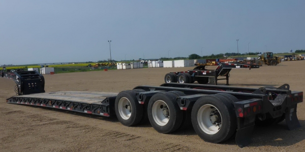 หางเทรลเลอร์ 2014 FONTAINE MAGNITUDE 55MX 55 Ton Lowboy สภาพดีพร้อมใช้งาน เอกสารพร้อม เครื่องจักรนำเข้าจากต่างประเทศ สนใจติดต่อ 081-981-9339 (คุณบุ๋ม)