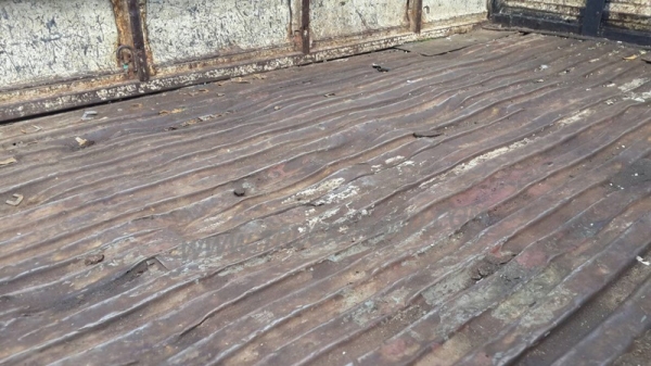 รถบรรทุก 4 ล้อ ข้างเสริม ยี่ห้อ KIA รั้วเหล็ก