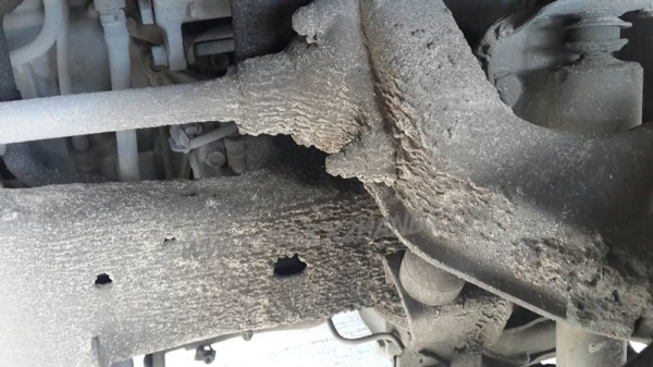 รถบรรทุก 4 ล้อ ข้างเสริม ยี่ห้อ KIA รั้วเหล็ก