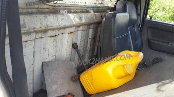 รถบรรทุก 4 ล้อ ข้างเสริม ยี่ห้อ KIA รั้วเหล็ก