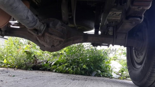 รถบรรทุก 4 ล้อ ข้างเสริม ยี่ห้อ KIA รั้วเหล็ก