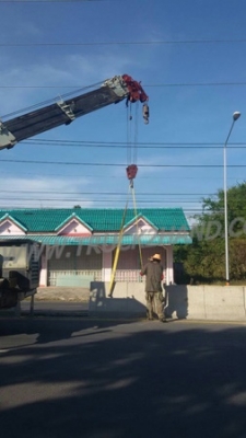 ขายรถเครน KATO 4 ล้อ   ขนาด 10TON   ยกได้สูง 21.5 เมตร  เครื่องยนต์4สูบเทอร์โบ