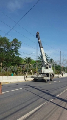 ขายรถเครน KATO 4 ล้อ   ขนาด 10TON   ยกได้สูง 21.5 เมตร  เครื่องยนต์4สูบเทอร์โบ