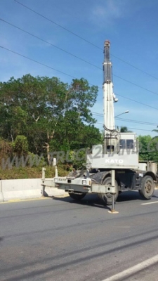 ขายรถเครน KATO 4 ล้อ   ขนาด 10TON   ยกได้สูง 21.5 เมตร  เครื่องยนต์4สูบเทอร์โบ