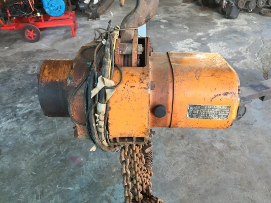 ขายรอกโซ่ไฟฟ้ายี่ห้อhitachi (ฮิตาชิ)ก่าญี่ปุ่นขนาด2ตัน