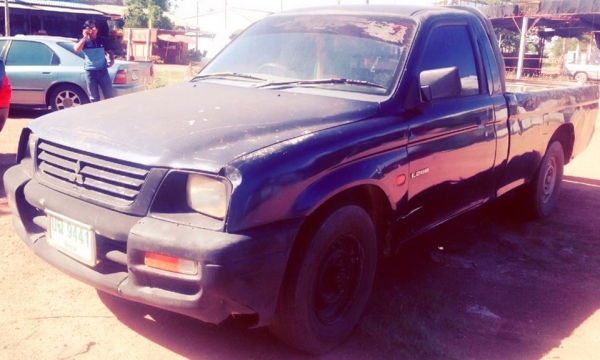 **59,000 บ.ต่อรอง/// L200 STRADA 2.5ตอนเดียว **ขาย กระบะตอนเดียว STRADA 2.5 ราคาเบาๆ MITSUBISHI L200 STRADA 2.5 SINGLECAB MT ปี39/96 เครื่องเดิม เกียร์เดิม เครื่อง2.5 แรงดี แน่น เกียร์ดี ไม่หลุดครับ ช่วงล่างดี แน่นดี คัสซีดี สวย ดามเสริมล่าง แข็งแรง แน่นป