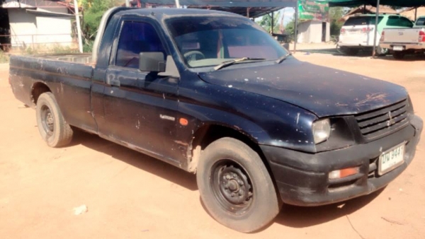 **59,000 บ.ต่อรอง/// L200 STRADA 2.5ตอนเดียว **ขาย กระบะตอนเดียว STRADA 2.5 ราคาเบาๆ MITSUBISHI L200 STRADA 2.5 SINGLECAB MT ปี39/96 เครื่องเดิม เกียร์เดิม เครื่อง2.5 แรงดี แน่น เกียร์ดี ไม่หลุดครับ ช่วงล่างดี แน่นดี คัสซีดี สวย ดามเสริมล่าง แข็งแรง แน่นป