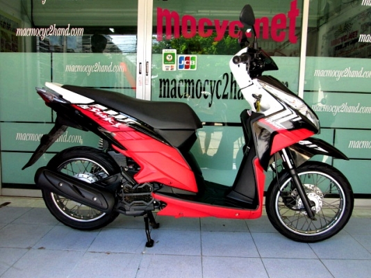 click 110-i สีดำแดง รุ่นไมล์ขาว สีใหม่สวยยิ่งขึ้น สภาพสวยพร้อมใช้ รถเดือนมีนาคม ปี54 ไมล์ 9 พันโล ฟรีโอน แถม 5รายการ 21900