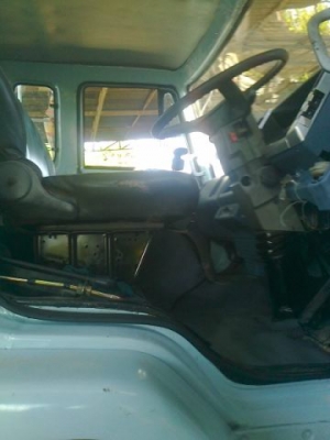 10ล้อดั้ม ISUZU 240นางฟ้าแท้ ทำสีใหม่