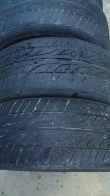 ยาง DUNLOP 215/45/17 ปี11 สวยๆ 4 เส้น