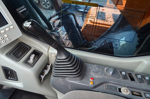 รถขุด SANY สภาพเยี่ยม ราคาคุ้มค่า